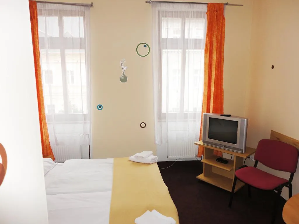 Hotel Jizera كارلوفي فاري