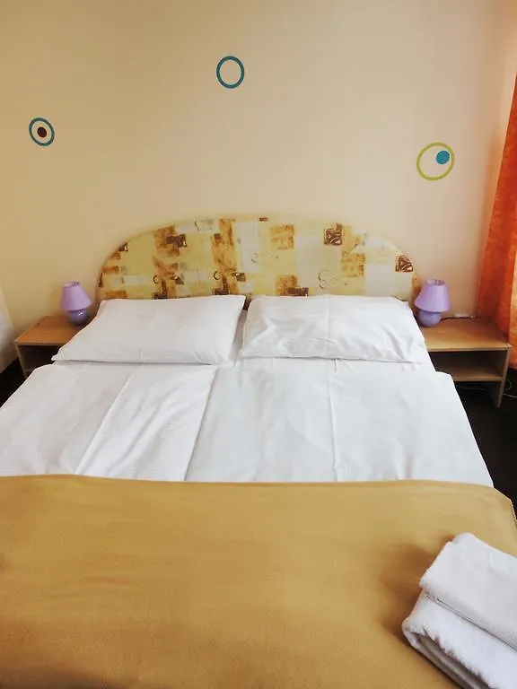 Hotel Jizera كارلوفي فاري