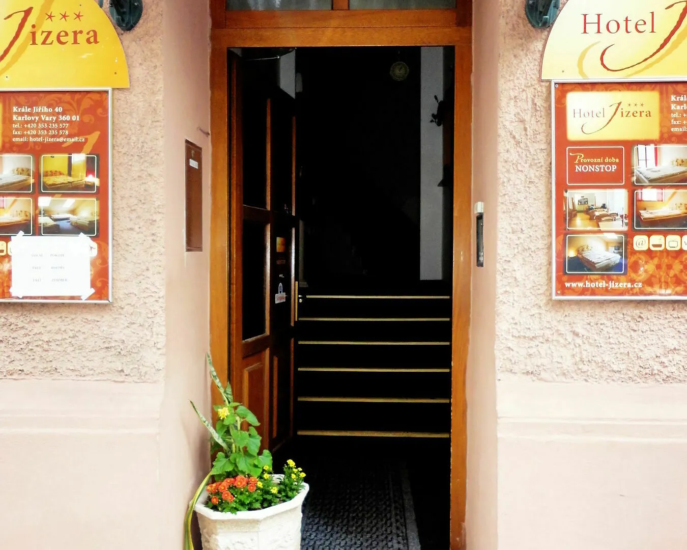 Hotel Jizera كارلوفي فاري